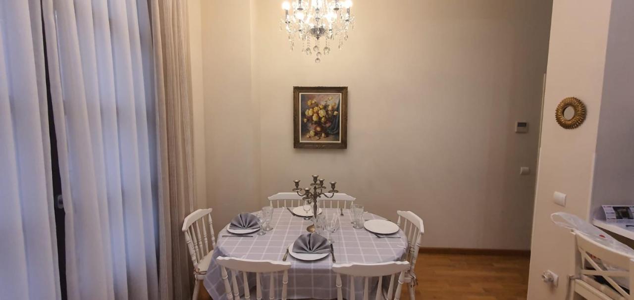 Cozy Luxury Apartments*****. The City Center فالنسيا المظهر الخارجي الصورة